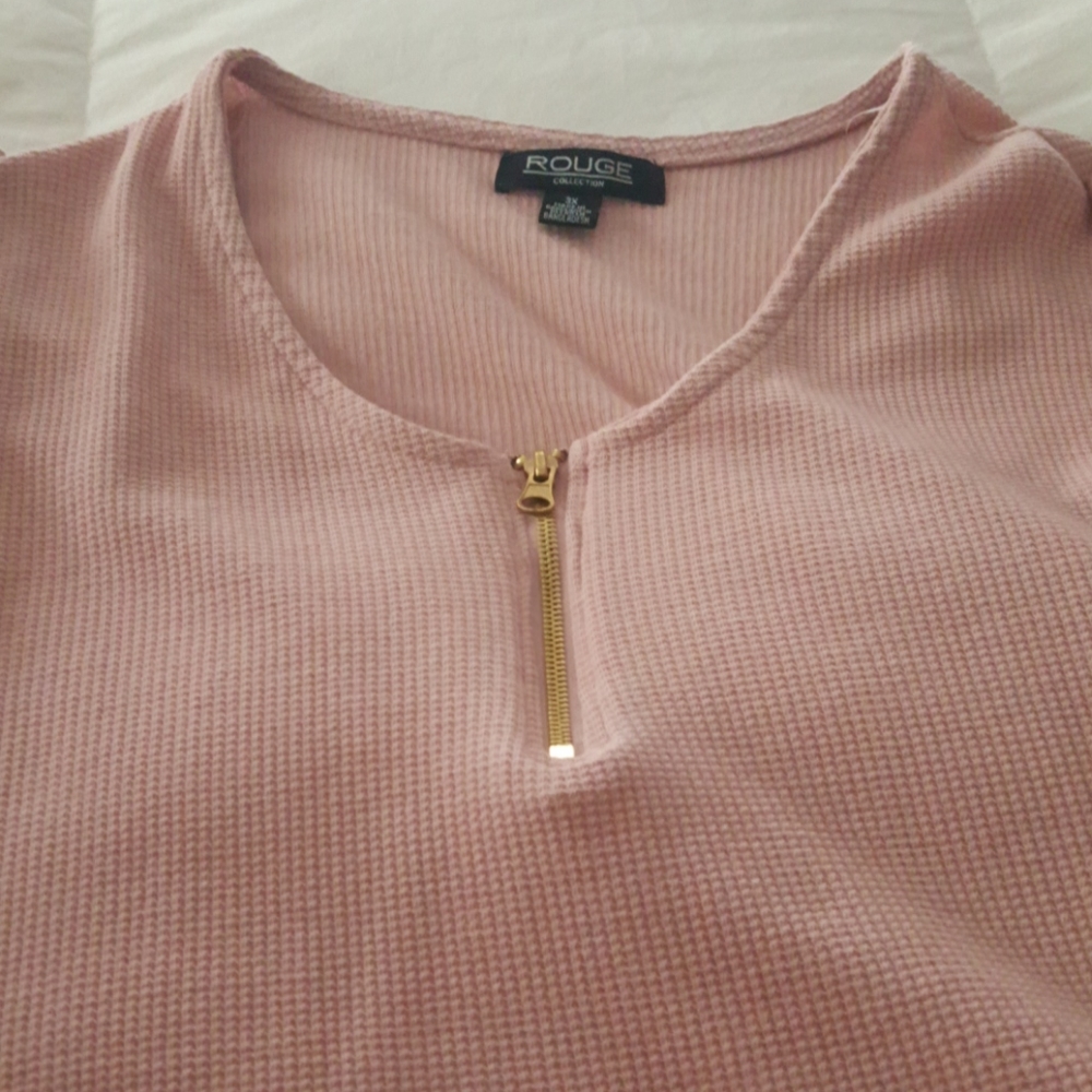 Top - Picture 3 of 3